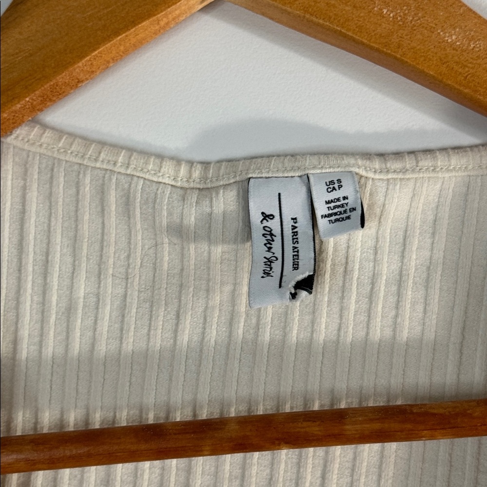 & Other Stories Cream Ribbed Tie-Front Short Sleeve Top - Picture 2 of 4